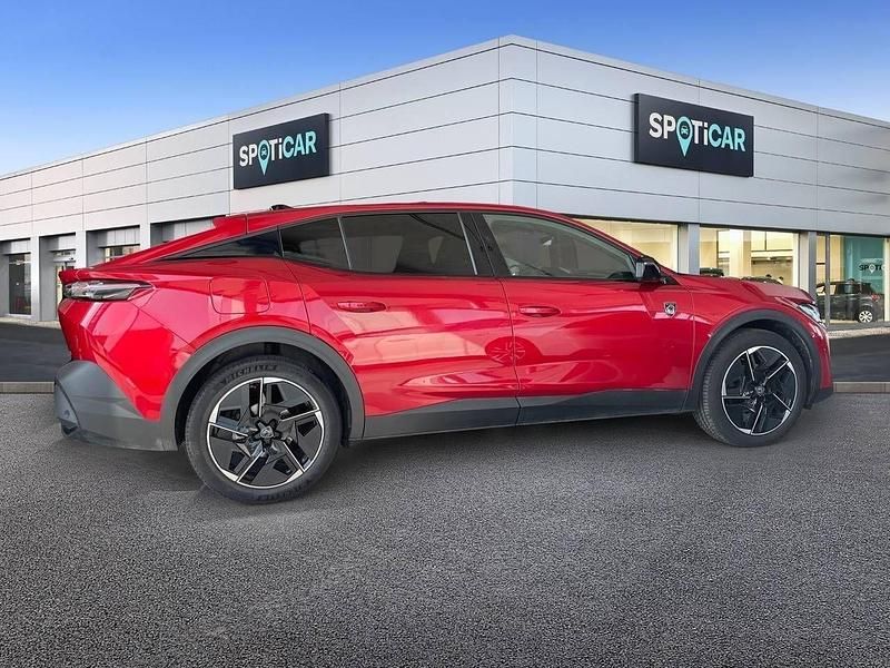 Usado Peugeot 408 GT 130 CV (95 kW) 2023 Rojo Berlina