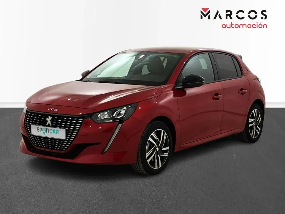 Usado Peugeot 208 Allure 100 CV (73 kW) 2022 Utilitario