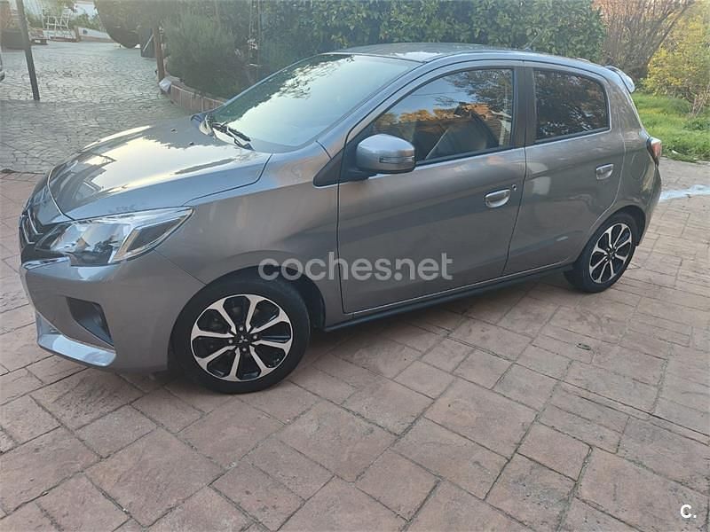 Usado Mitsubishi Space Star 71 CV (52 kW) 2023 Gris / plata Utilitario