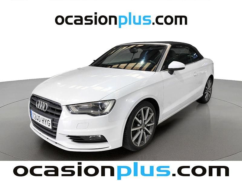 Usado Audi A3 Attraction 150 CV (110 kW) 2014 Blanco Descapotable