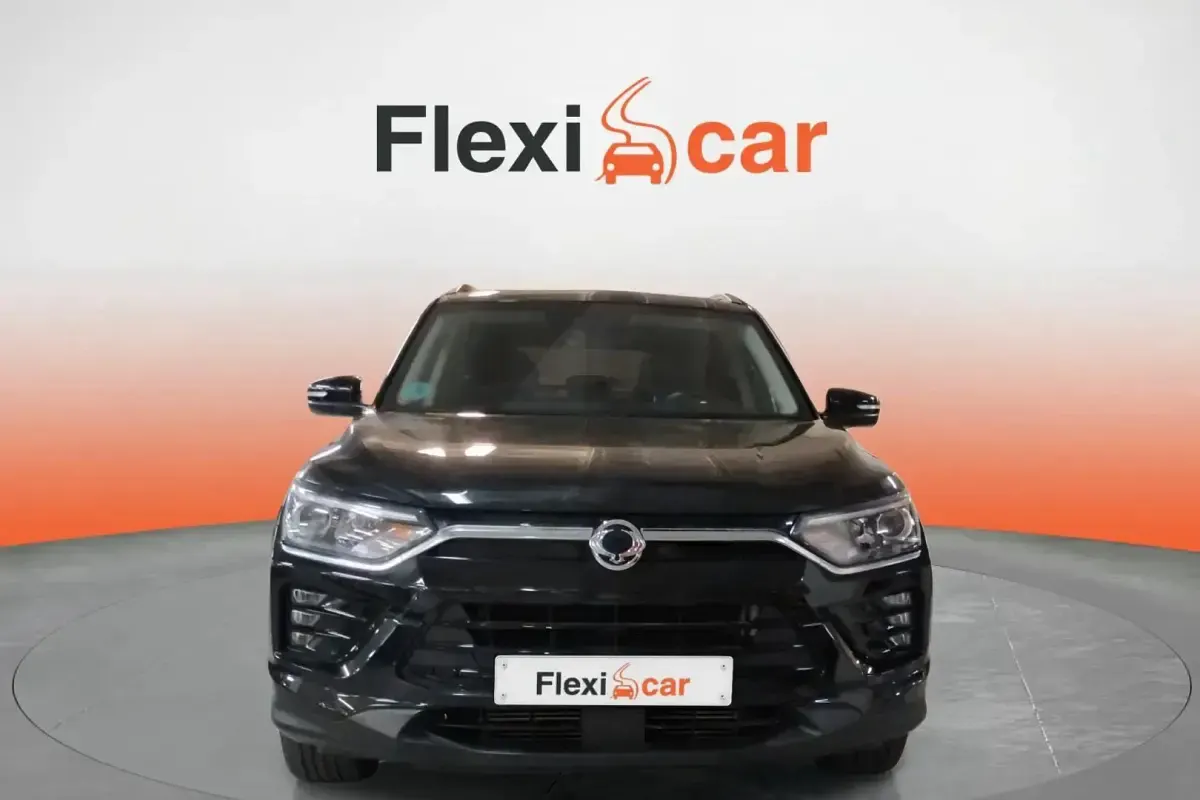 Usado SsangYong Korando 163 CV (119 kW) 2020 Negro