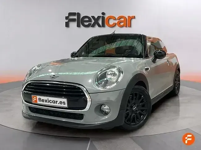 Usado Mini Cooper Cabriolet 136 CV (100 kW) 2019 Gris Descapotable