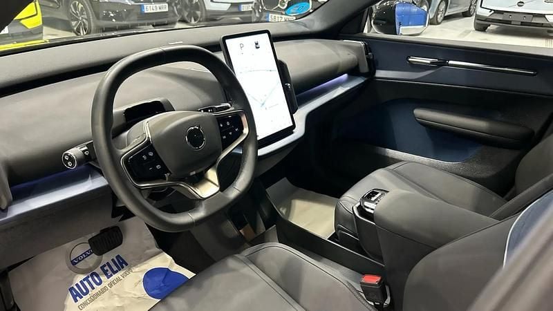 Usado Volvo EX30 Plus 200 kW (272 CV) 2024 SUV