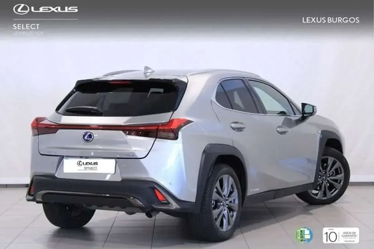 Usado Lexus UX 250h Sport Line 184 CV (135 kW) 2020 Gris SUV