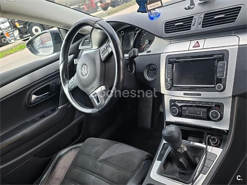 Usado VW Passat 140 CV (102 kW) 2010 Negro Berlina