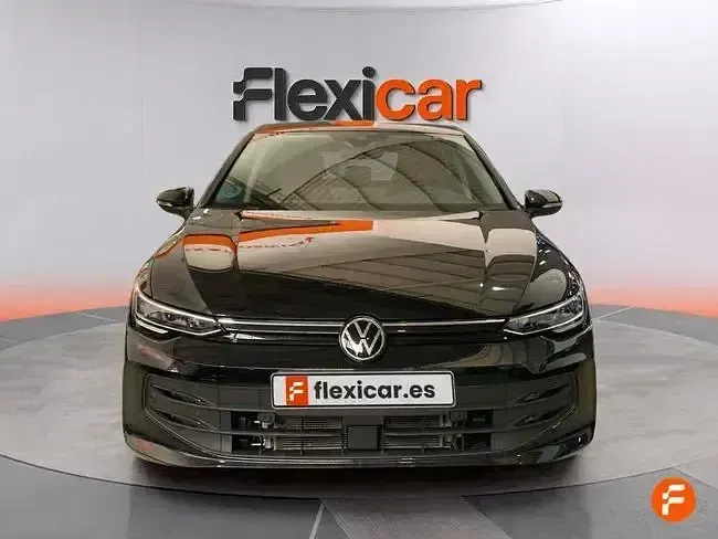 Usado VW Golf VIII 116 CV (85 kW) 2025 Negro