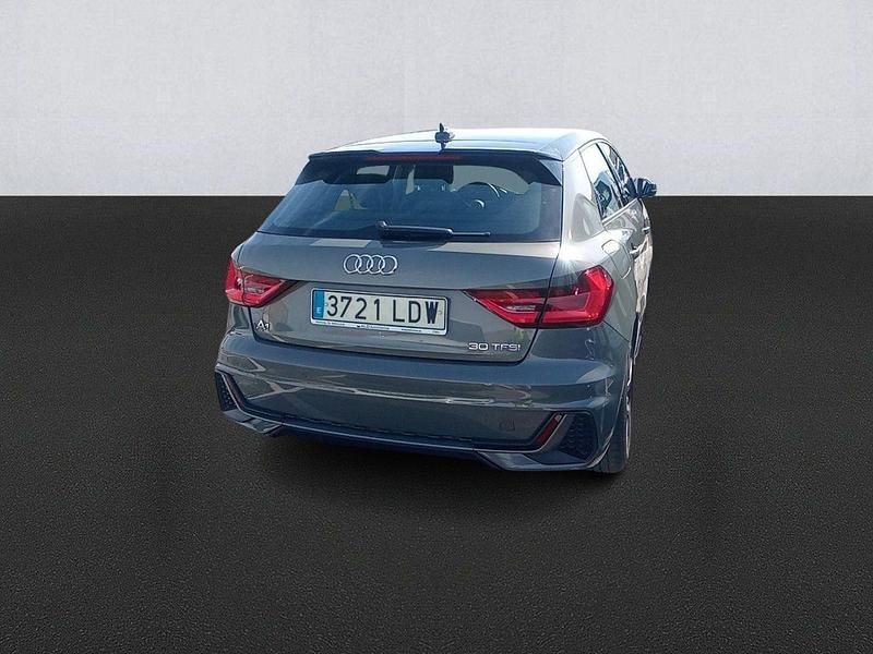 Usado Audi A1 116 CV (85 kW) 2020 Gris SUV
