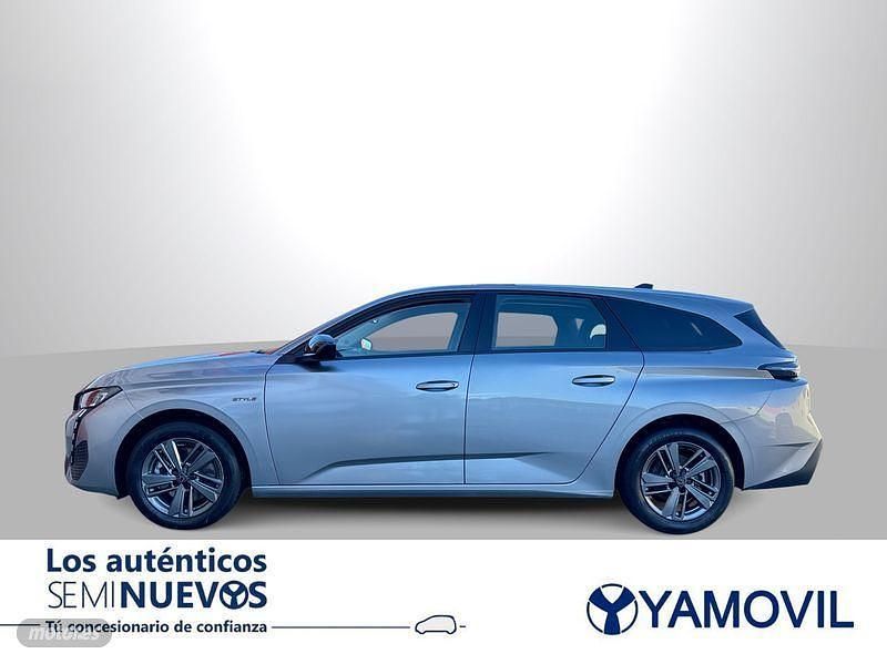 Usado Peugeot 308 Style 136 CV (100 kW) 2024 Gris Familiar
