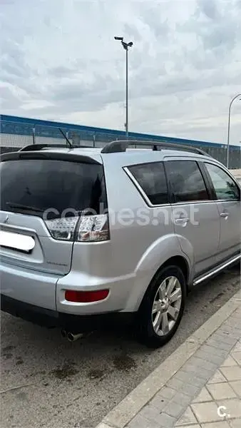Usado Mitsubishi Outlander Motion 150 CV (110 kW) 2012 Gris / plata SUV