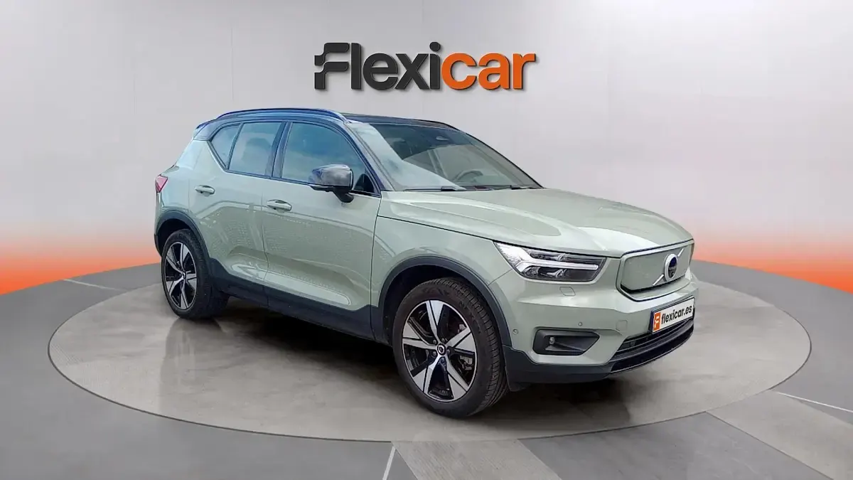 Begagnad Volvo XC40 Plus 169 kW (231 HK) 2022 SUV