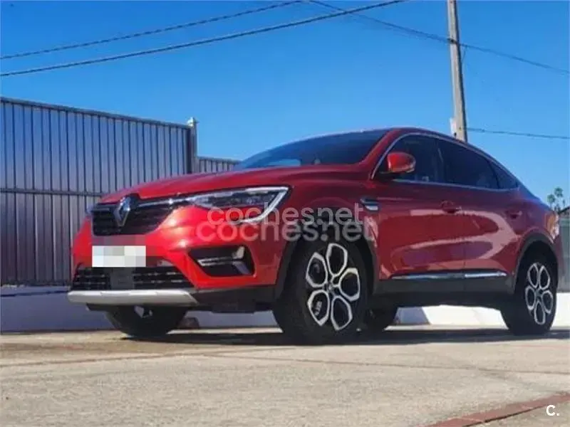 Usado Renault Arkana Zen 140 CV (102 kW) 2021 Rojo SUV