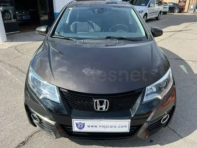 Usado Honda Civic Comfort Plus 100 CV (73 kW) 2015 Marrón Berlina