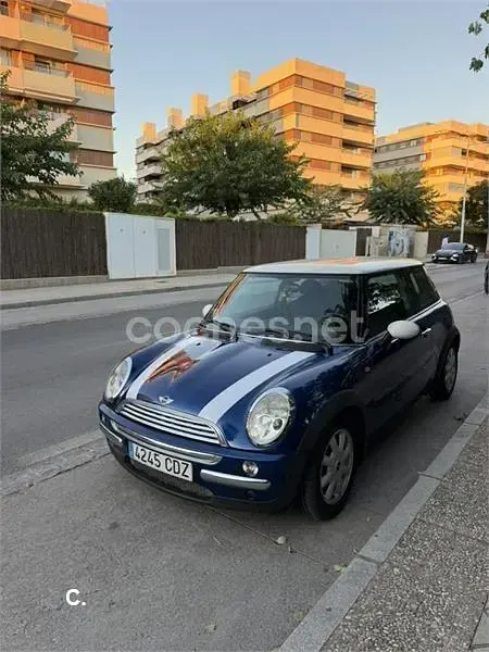 Usado Mini Cooper 115 CV (84 kW) 2003 Azul Utilitario