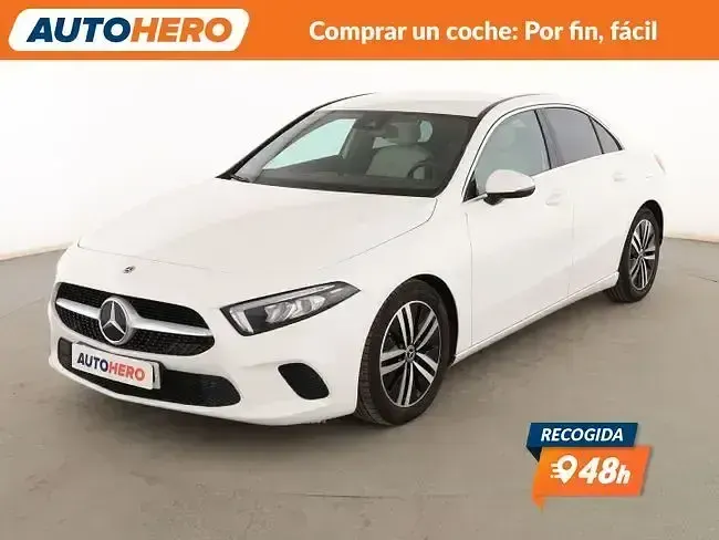 Usado Mercedes A180 Progressive 136 CV (100 kW) 2022 Berlina