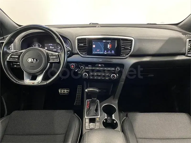 Usado Kia Sportage GT-Line 136 CV (100 kW) 2019 Negro SUV