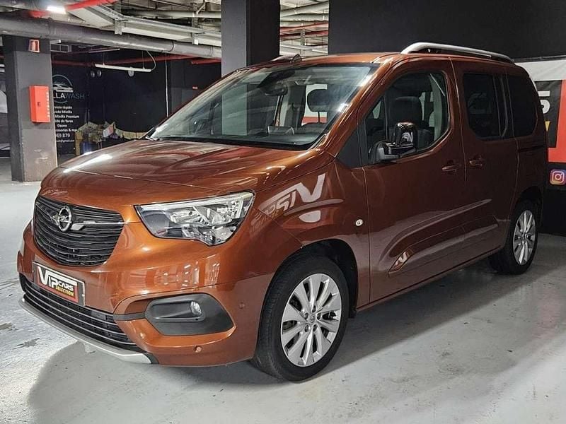 Usado Opel Combo 102 CV (75 kW) 2021 Marrón Monovolumen