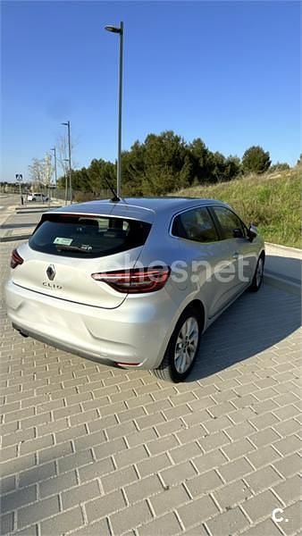 Usado Renault Clio V Zen 100 CV (73 kW) 2020 Gris / plata Berlina