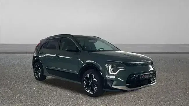 Usado Kia e-Niro 150 kW (204 CV) 2022 Verde SUV