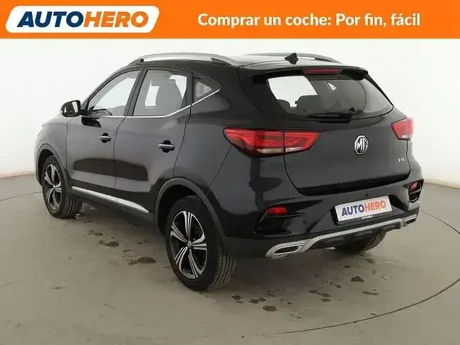 Usado MG ZS Comfort 106 CV (77 kW) 2023 Negro SUV
