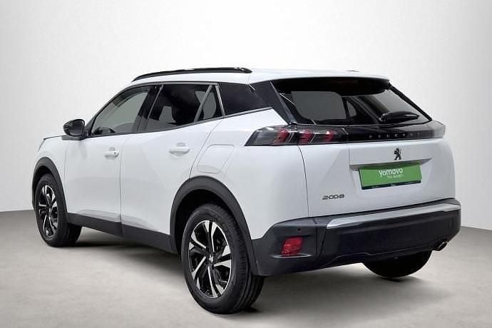 Usado Peugeot 2008 Allure 110 CV (80 kW) 2021 SUV