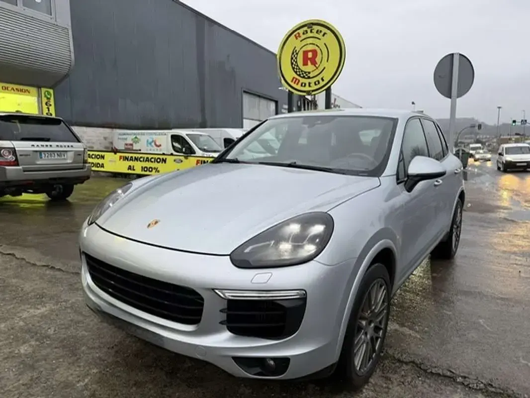 Usado Porsche Cayenne Diesel Platinum Edition 262 CV (192 kW) 2016 Gris SUV