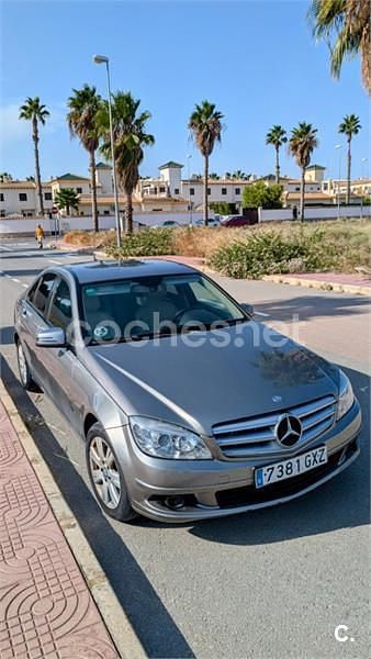 Gris / plata Usado 2010 Mercedes C220 Berlina | 7400 € (Super precio) - Imagen 1/4