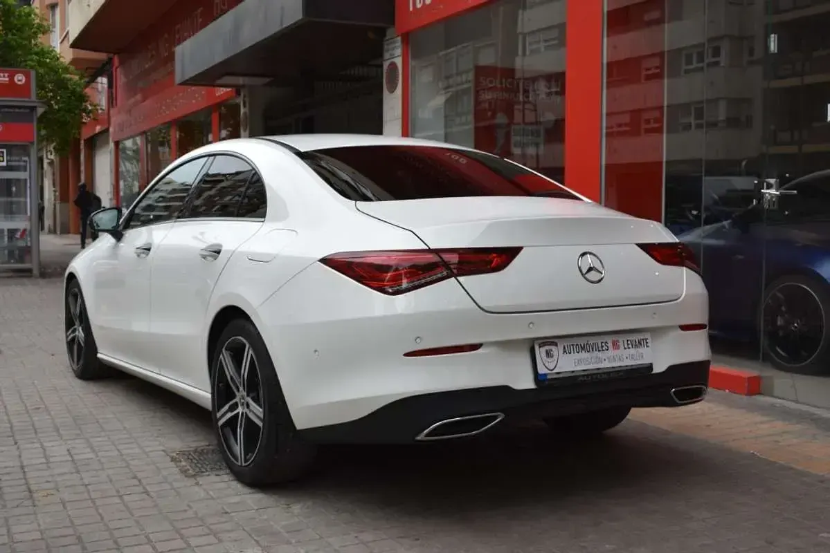 Usado Mercedes CLA200 163 HP (119 kW) 2019 Branco Coupé