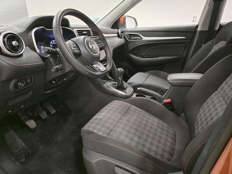 Usado MG ZS Comfort 116 CV (85 kW) 2025 Naranja SUV