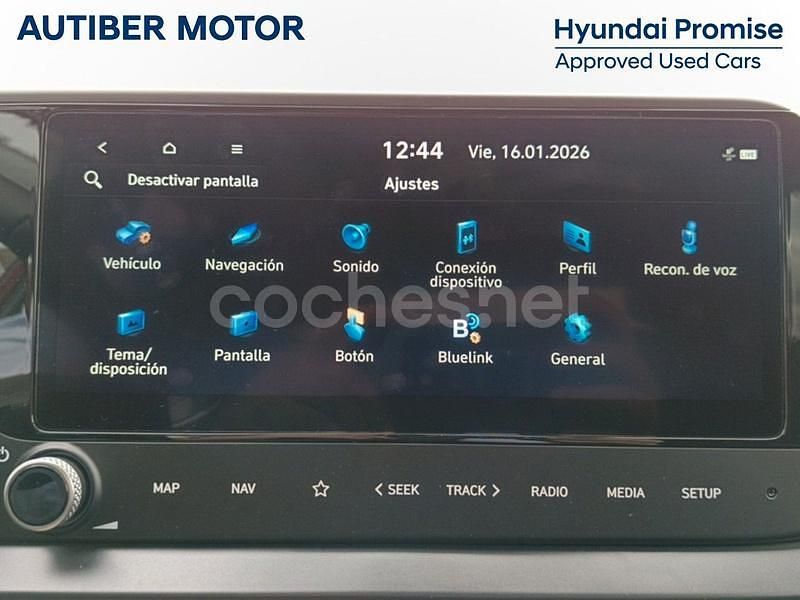Nuevo Hyundai i20 100 CV (73 kW) 2025 Granate Berlina