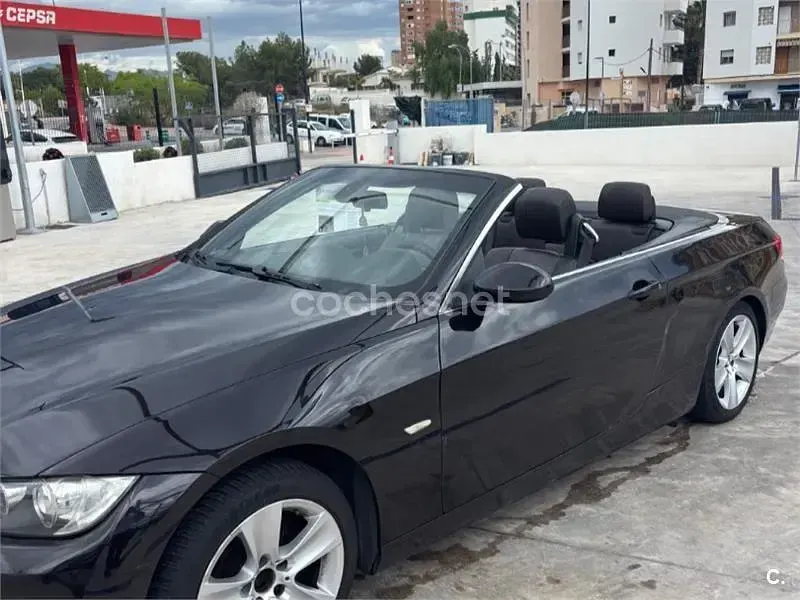 Usado BMW 320 Cabriolet 177 CV (130 kW) 2008 Negro Descapotable
