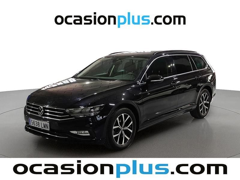 Negro Usado 2021 VW Passat Executive Familiar | 18.637 € (Precio justo) - Imagen 1/4