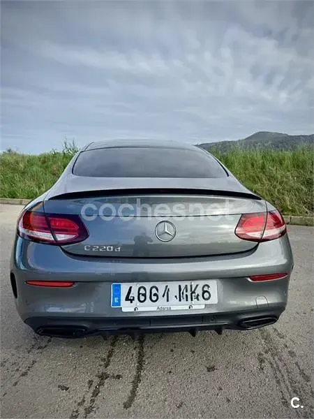 Usado Mercedes C220 194 CV (142 kW) 2023 Gris / plata Coupe