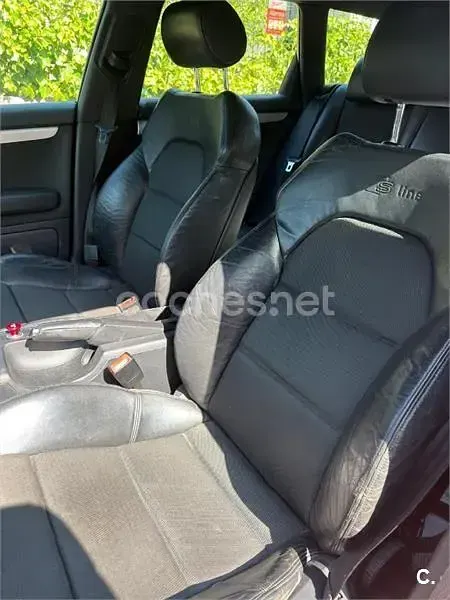 Usado Audi A4 S-Line 200 CV (147 kW) 2006 Rojo Familiar
