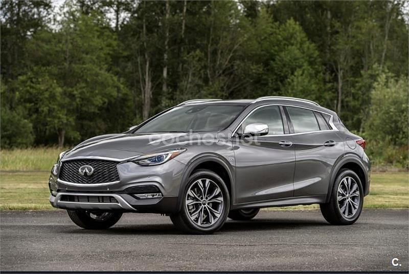 Gris / plata Usado 2016 Infiniti QX30 Premium SUV | 17.900 € (Un poco caro) - Imagen 1/4