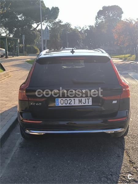 Usado Volvo XC60 Plus 350 CV (257 kW) 2023 Negro SUV