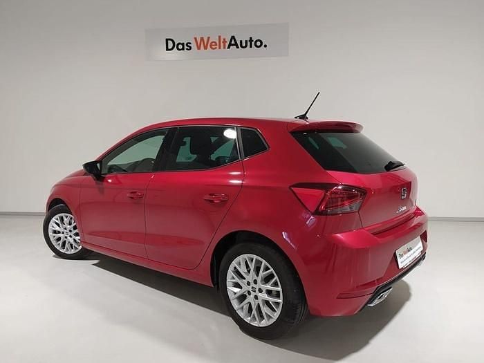 Usado Seat Ibiza FR 115 CV (84 kW) 2025 Rojo Utilitario