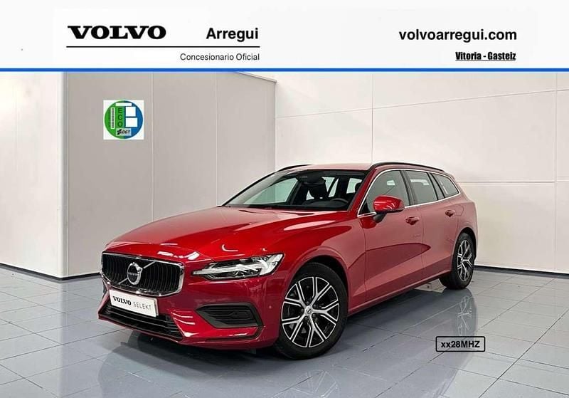 Rojo Usado 2025 Volvo V60 Core Familiar | 36.990 € (Precio justo) - Imagen 1/4
