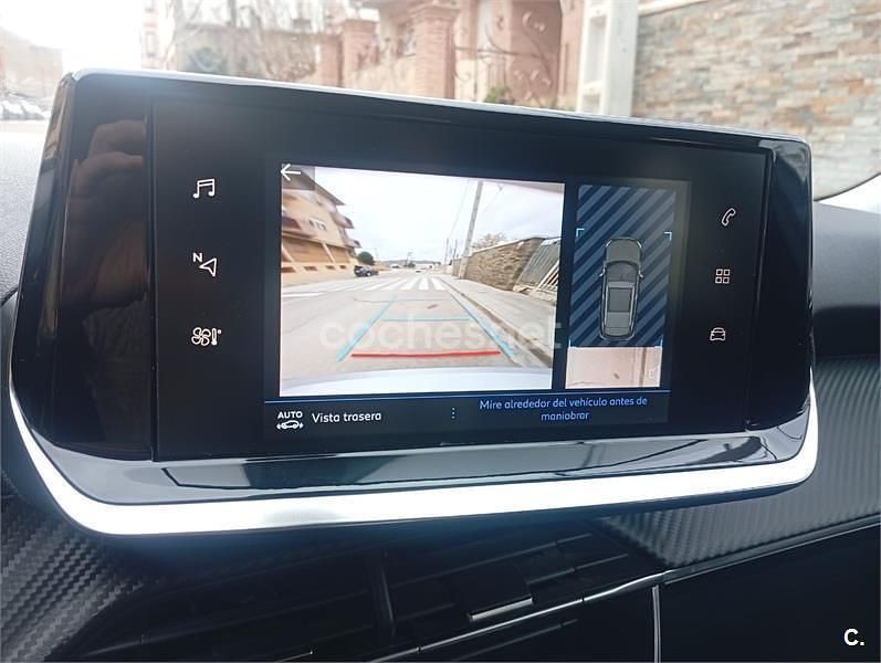 Usado Peugeot 2008 Active 110 CV (80 kW) 2022 Blanco SUV