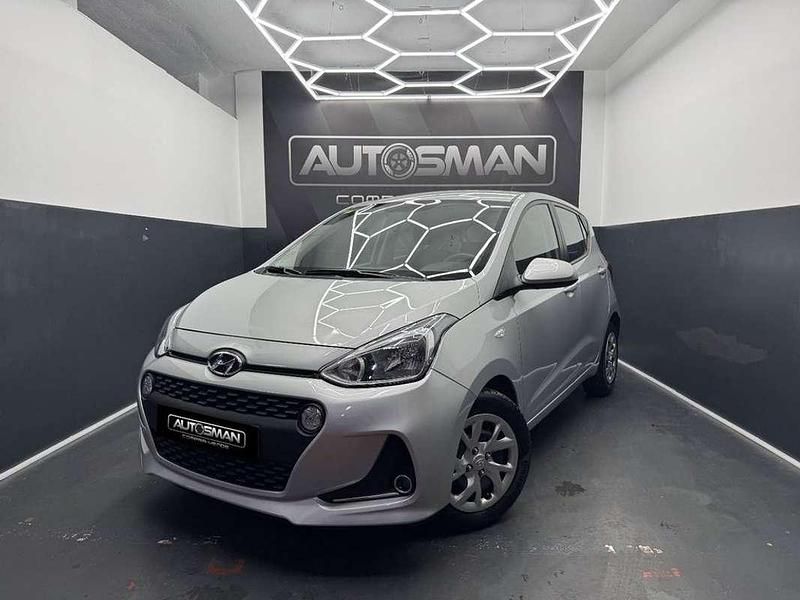 Usado Hyundai i10 GO! 67 CV (49 kW) 2018 Gris Utilitario