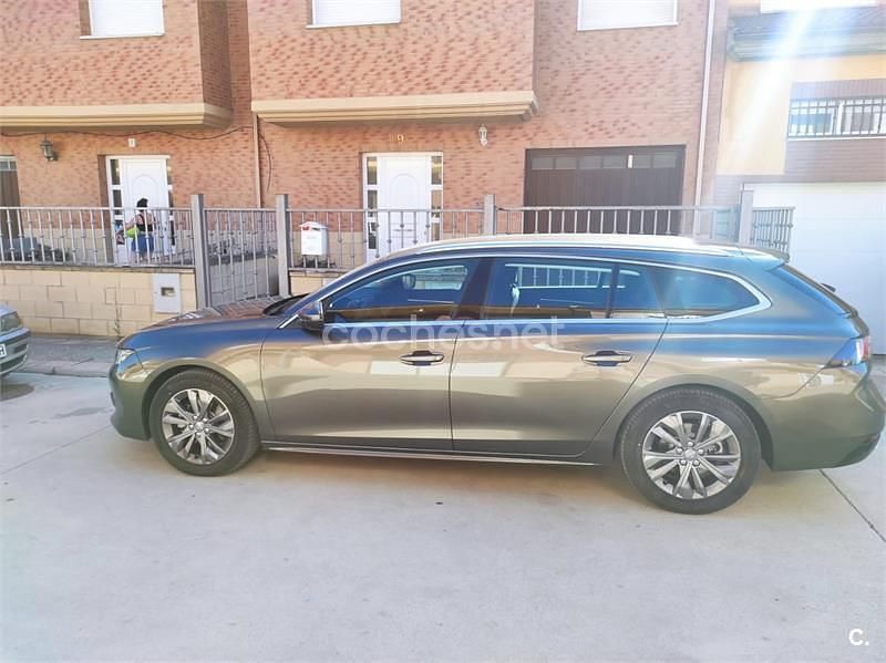 Usado Peugeot 508 SW Active 180 CV (132 kW) 2020 Verde Familiar
