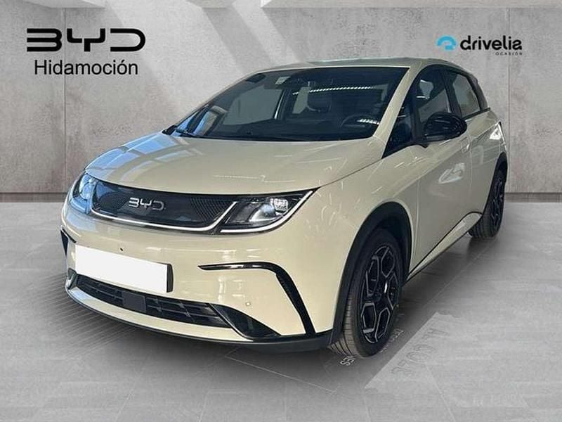 Blanco Nuevo 2025 BYD Dolphin Comfort Utilitario | 30.500 € (Buen precio) - Imagen 1/4