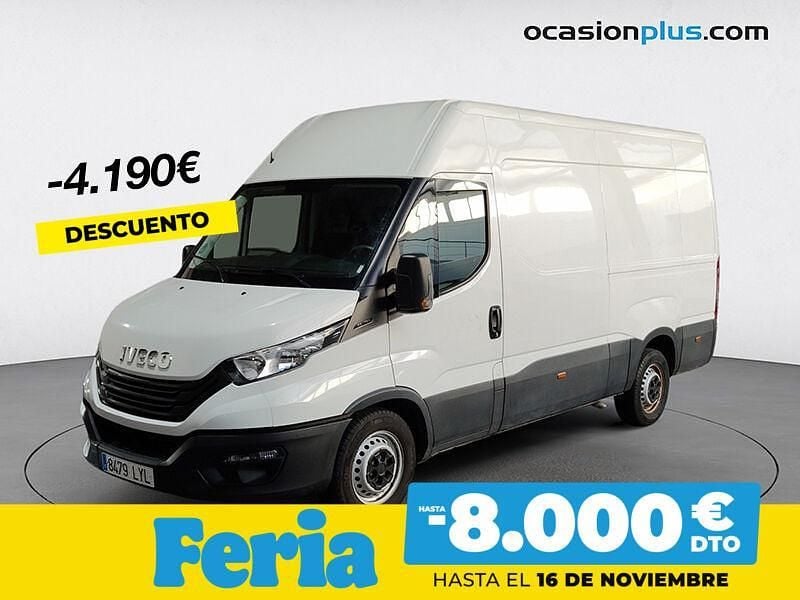 Blanco Usado 2022 Iveco Daily Berlina | 23.100 € (Precio justo) - Imagen 1/4