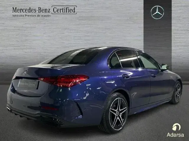Usado Mercedes C300e 313 CV (230 kW) 2025 Azul sodalita Berlina