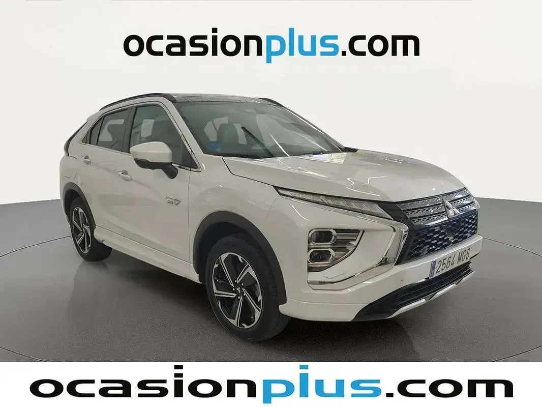 Usado Mitsubishi Eclipse Cross 188 CV (138 kW) 2023 Blanco SUV