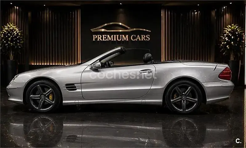 Usado Mercedes SL500 306 CV (225 kW) 2001 Gris / plata Descapotable