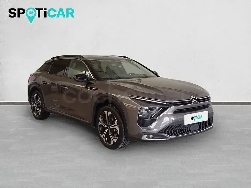 Usado Citroën C5 X Shine 225 CV (165 kW) 2022 Gris / plata Familiar