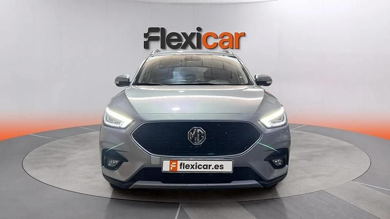 Usado MG ZS Luxury 111 CV (81 kW) 2023 Gris SUV
