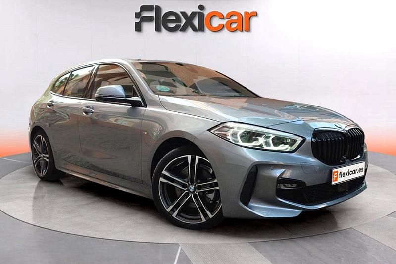 Gris Usado 2024 BMW 118 Utilitario | 23.990 € (Buen precio) - Imagen 1/4