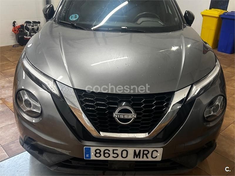 Usado Nissan Juke N-Connecta 114 CV (83 kW) 2024 Gris / plata SUV