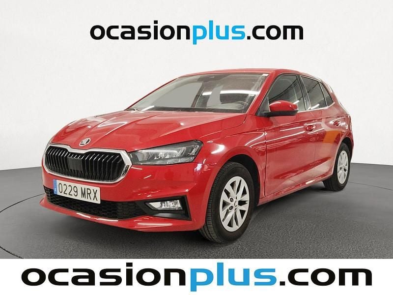 Rojo Usado 2024 Skoda Fabia Selection Utilitario | 14.623 € (Super precio) - Imagen 1/4